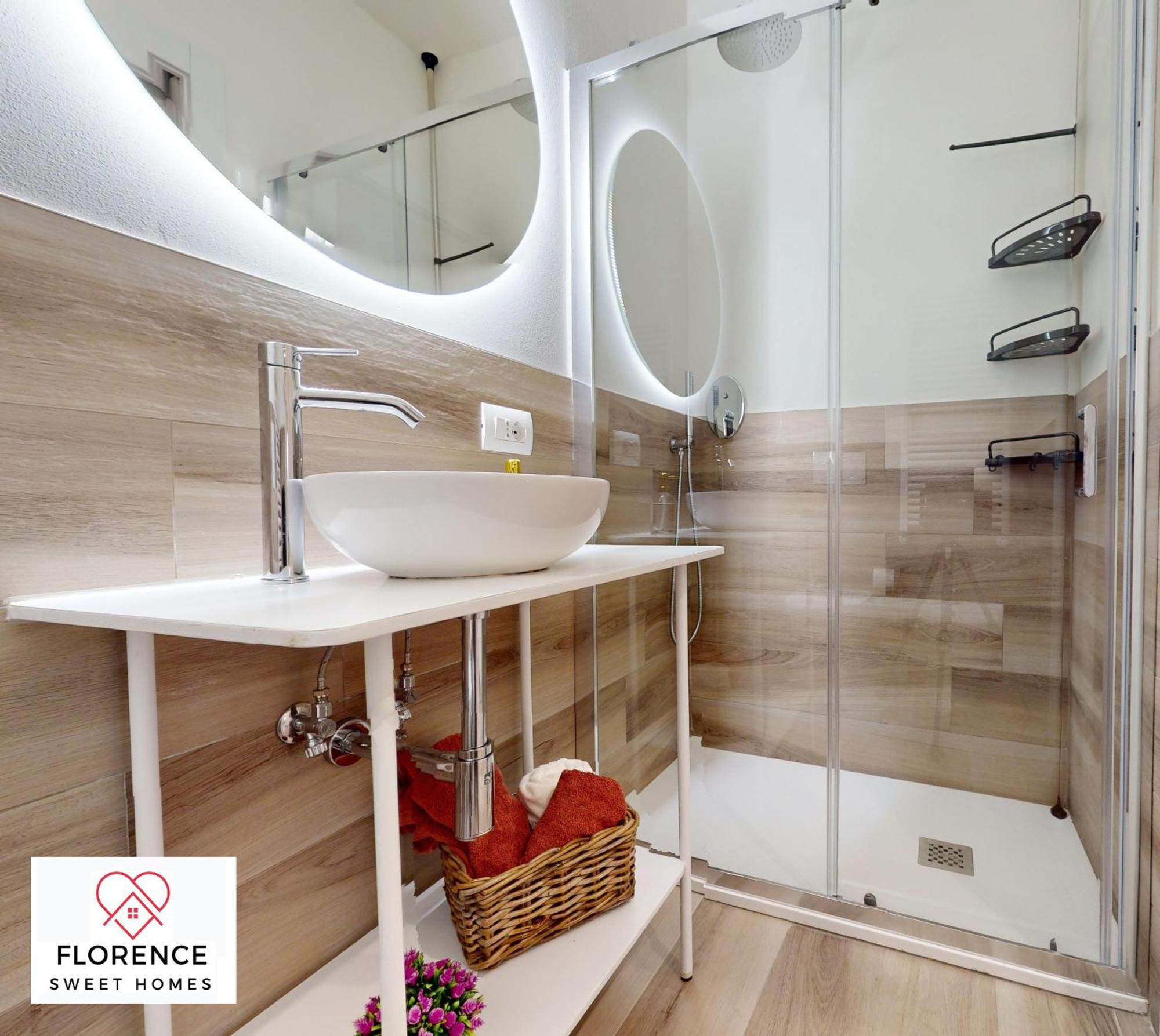 Sonia Apartment With Free Parking By Florence Sweet Homes Zewnętrze zdjęcie